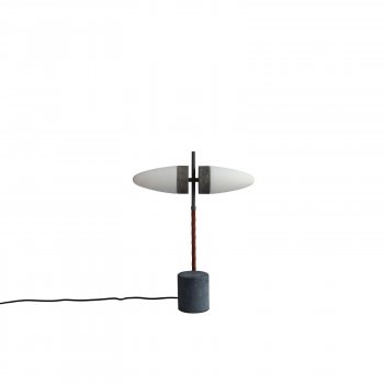 111095 BULL TABLE LAMP-1600px